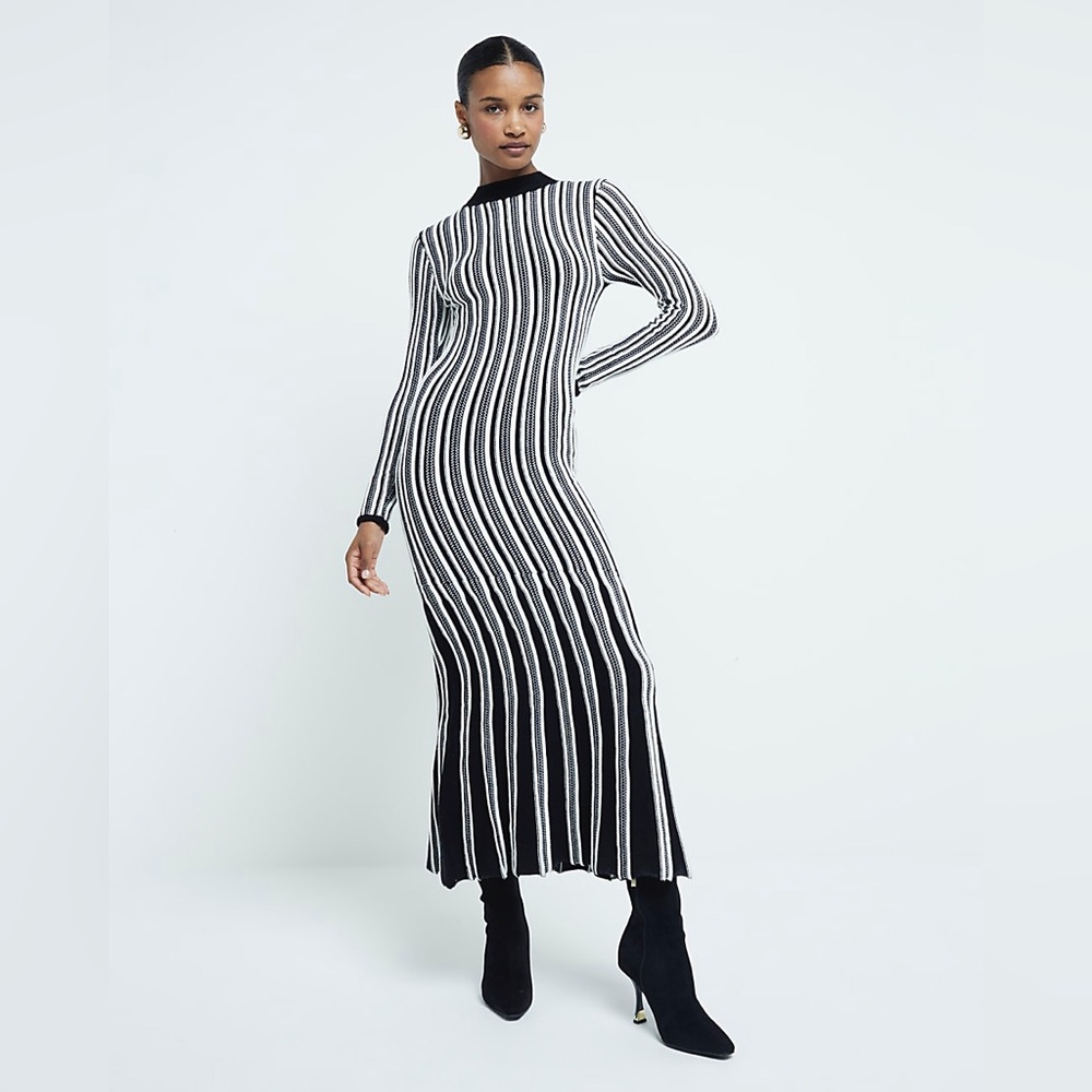White Stripe Knitted Bodycon Maxi Dress